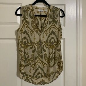 Like New New York and Company small sleevless shirt